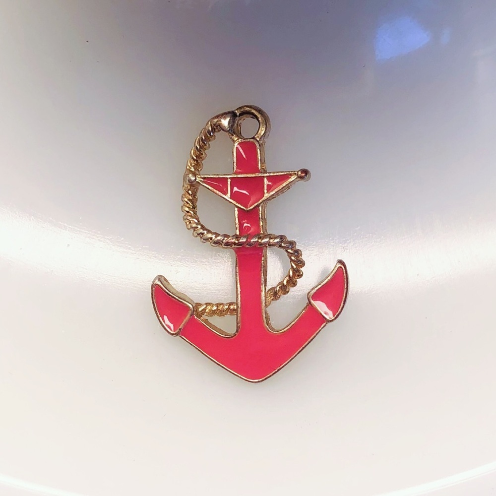 💍5/$15 Pink enamel anchor pendant